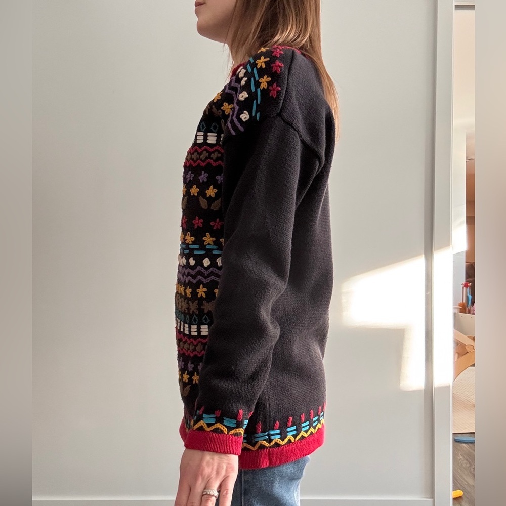 Vintage cotton ramie Embroidered spring sweater small to medium - Picture 5 of 13